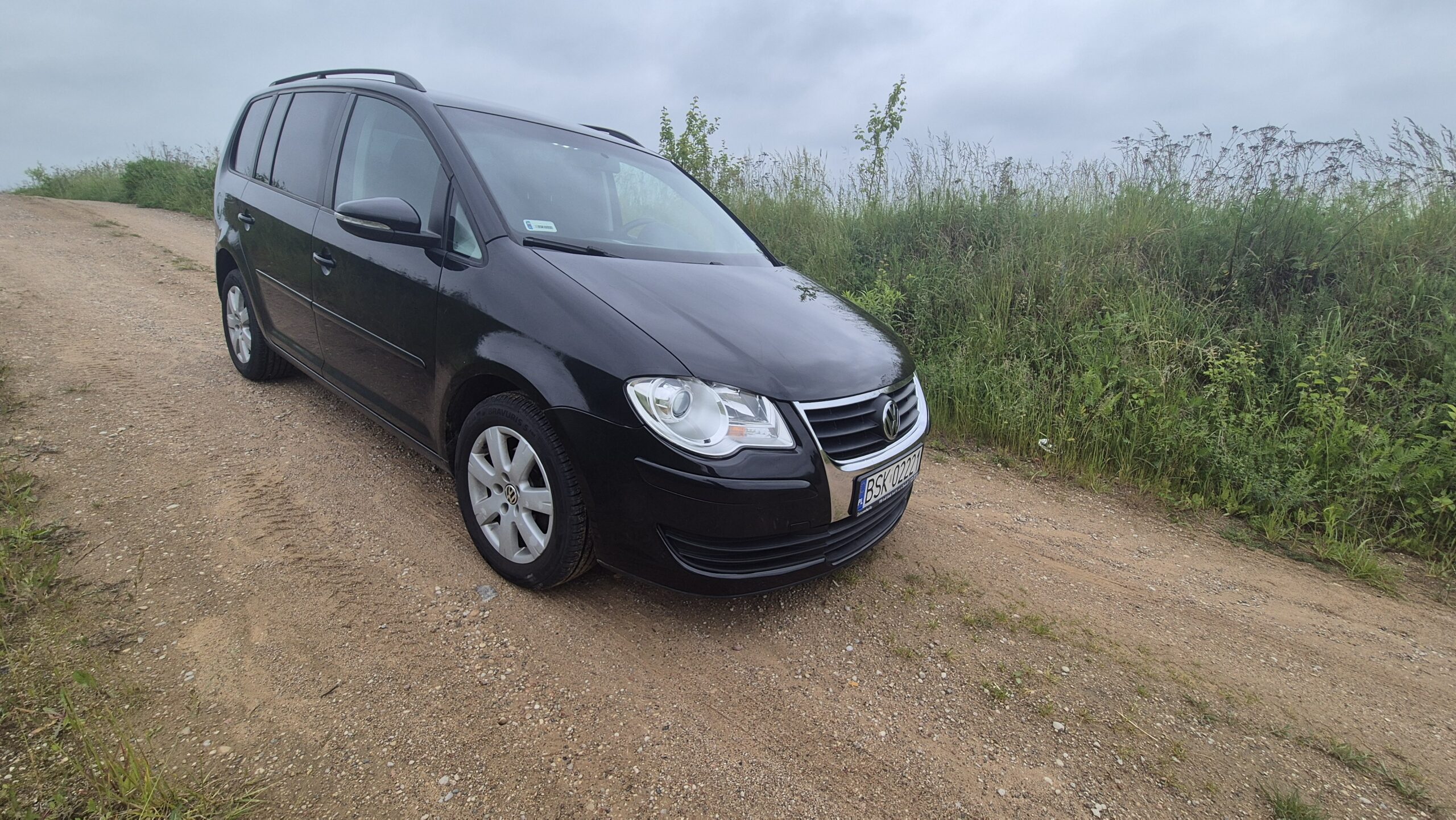 
								Volkswagen Touran full									